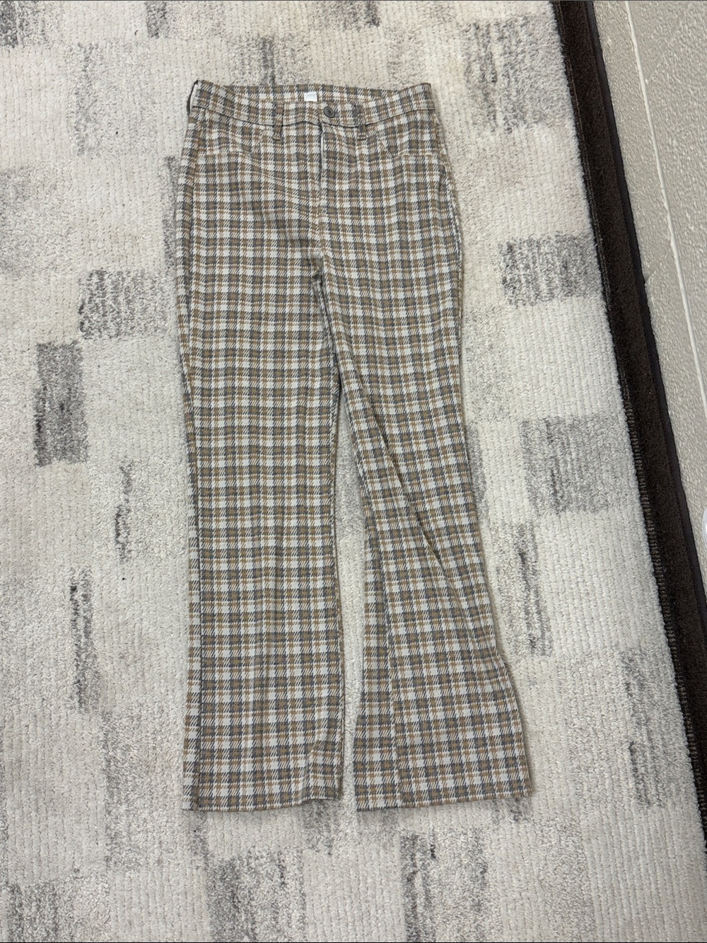 American Eagle Beige & Cream Plaid Knit Pants